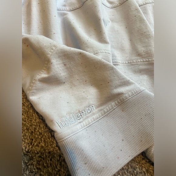 Lululemon LA Back in Action Crew - Picture 8 of 8